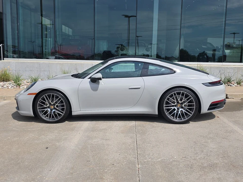 2024 Porsche 992 Carrera 4 - Image 2 of 25