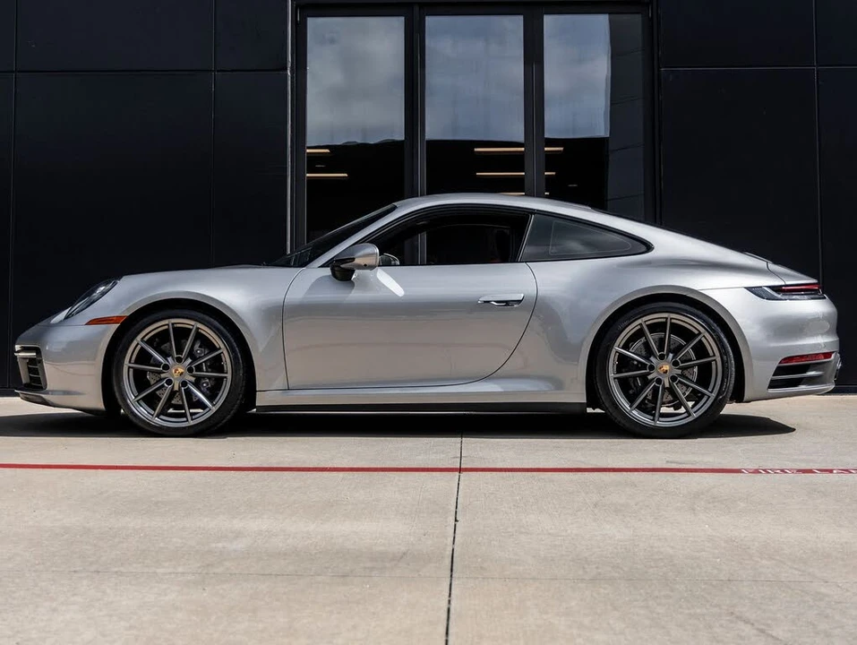 2024 Porsche 992 Carrera 4 - Image 2 of 31