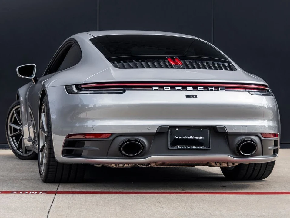 2024 Porsche 992 Carrera 4 - Image 3 of 31
