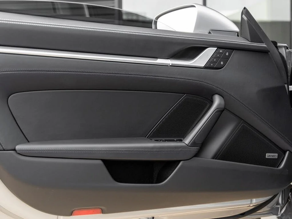2024 Porsche 992 Carrera 4 - Image 22 of 31