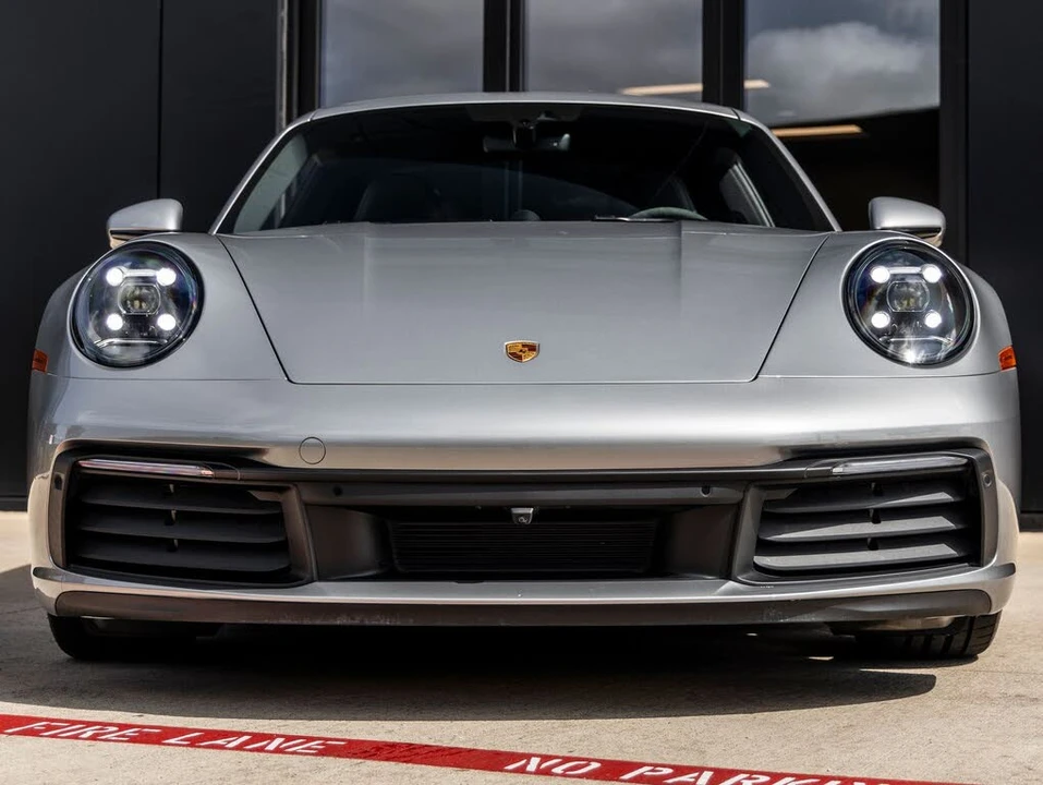 2024 Porsche 992 Carrera 4 - Image 8 of 31