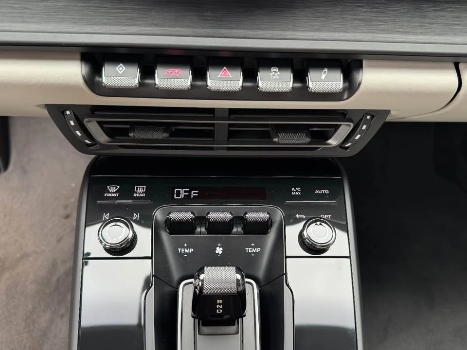 2024 Porsche 992 Carrera GTS - Image 10 of 20