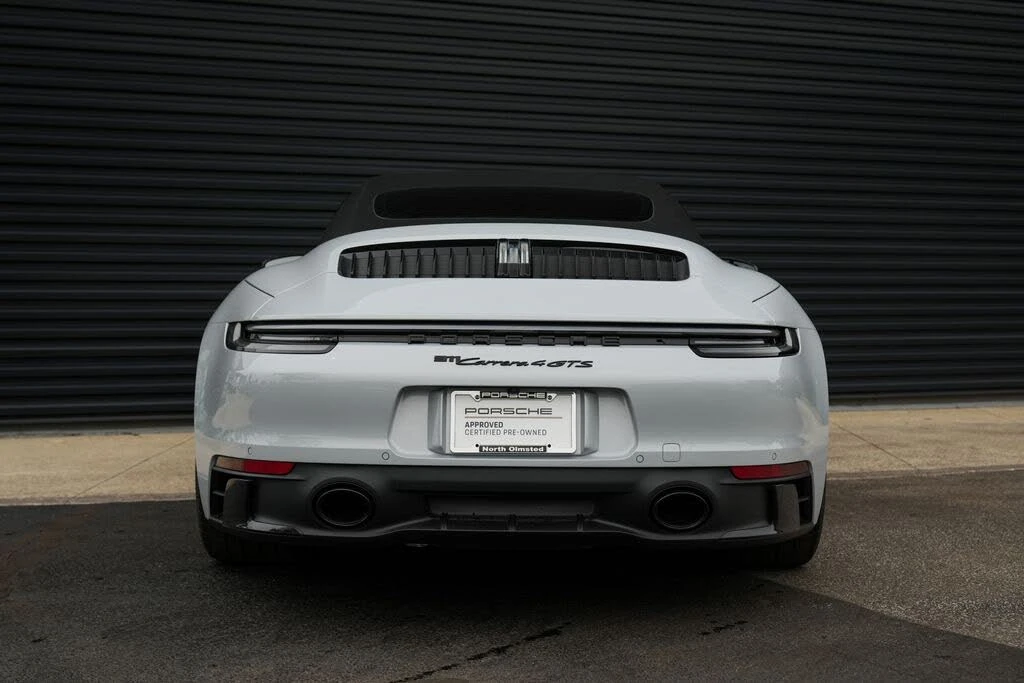 2024 Porsche 911 - Image 16 of 31