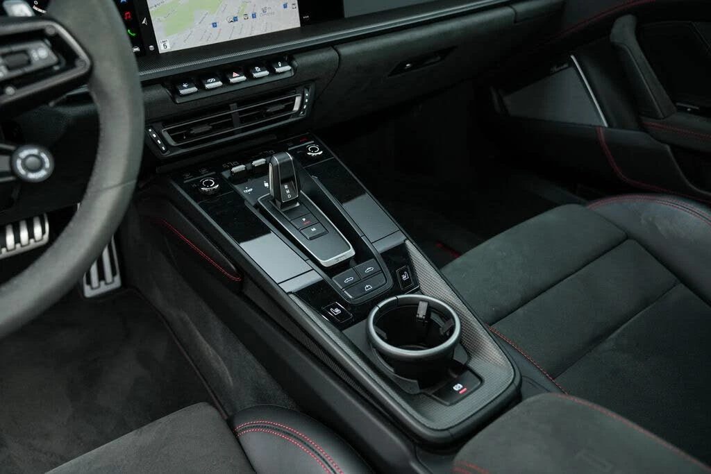 2024 Porsche 911 - Image 24 of 31