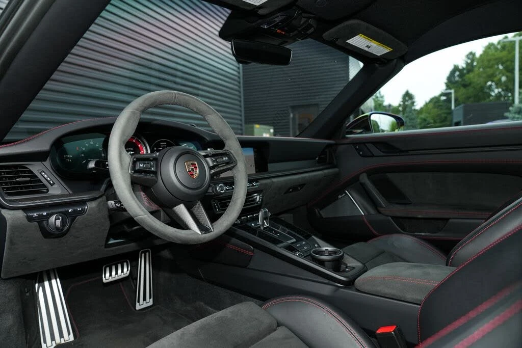 2024 Porsche 911 - Image 4 of 31