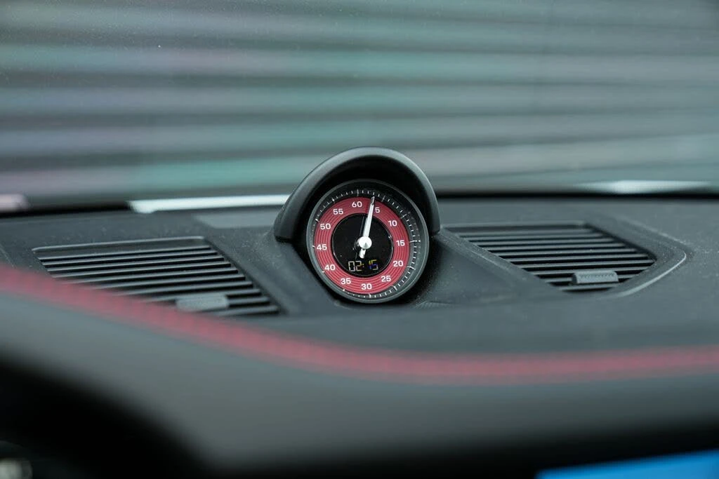 2024 Porsche 911 - Image 27 of 31