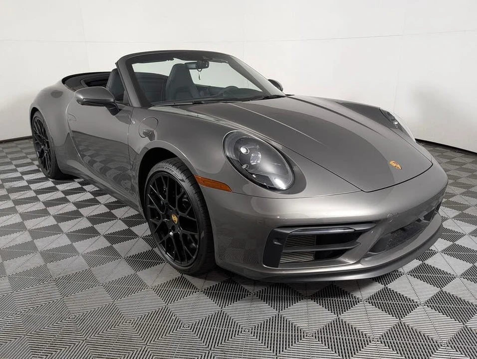 2024 Porsche 992 Carrera GTS - Image 9 of 31