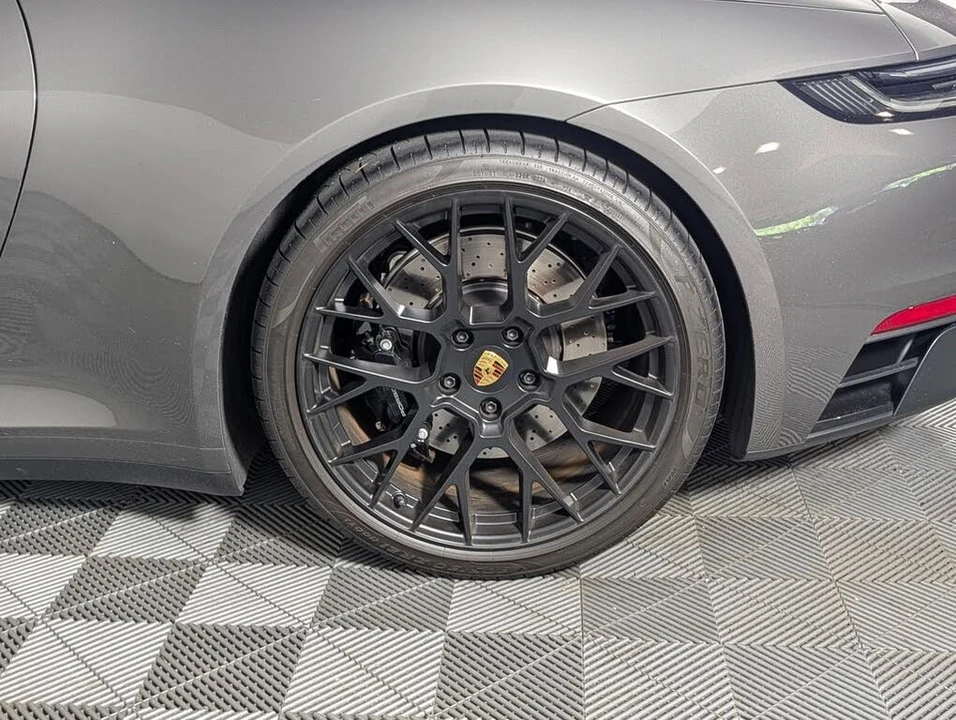2024 Porsche 992 Carrera GTS - Image 12 of 31