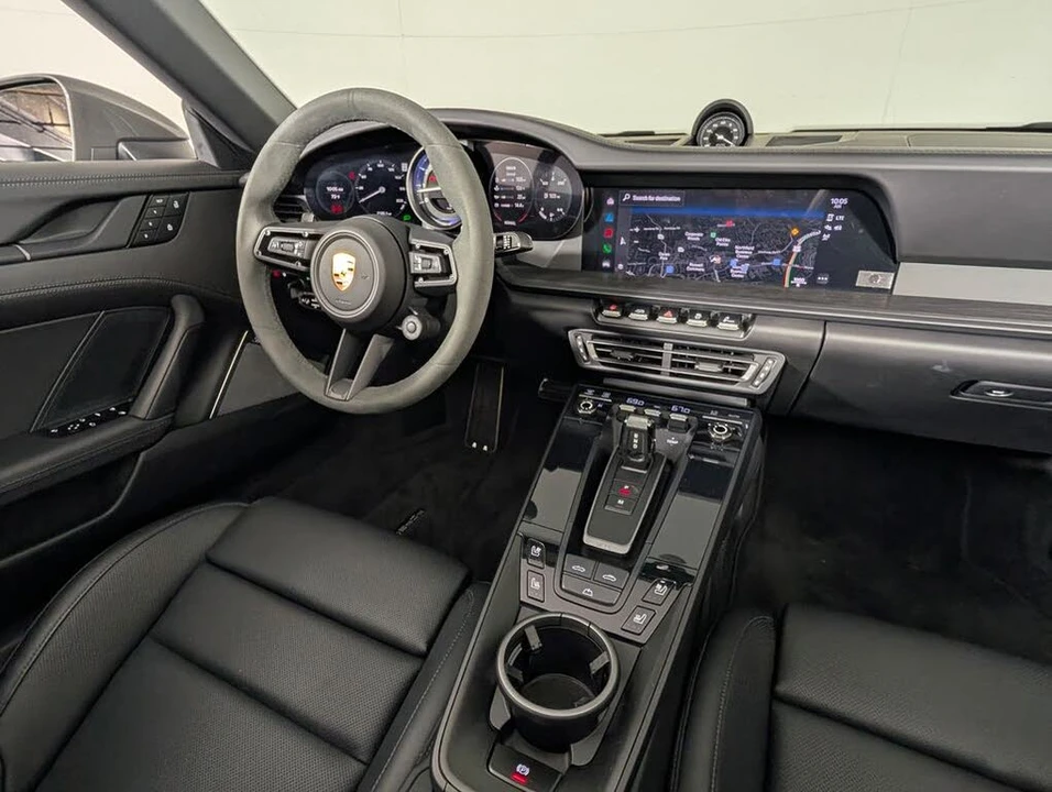 2024 Porsche 992 Carrera GTS - Image 21 of 31