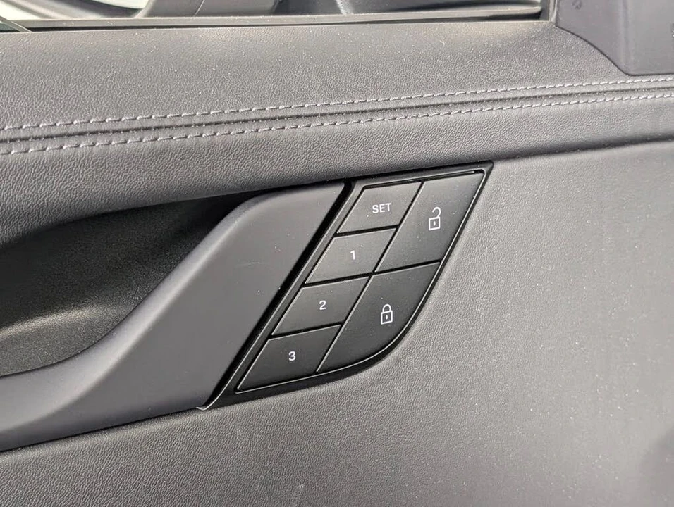 2024 Porsche 992 Carrera GTS - Image 24 of 31