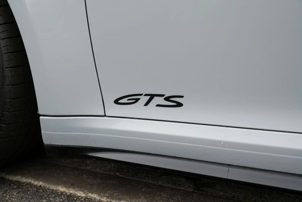 2024 Porsche 992 Carrera GTS - Image 14 of 31