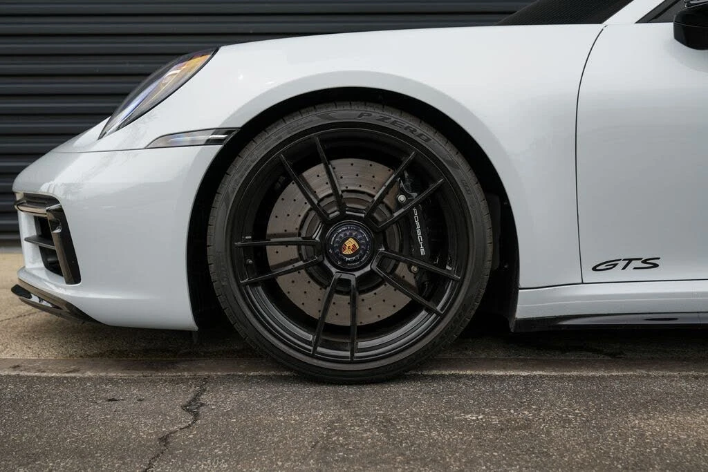 2024 Porsche 992 Carrera GTS - Image 12 of 31