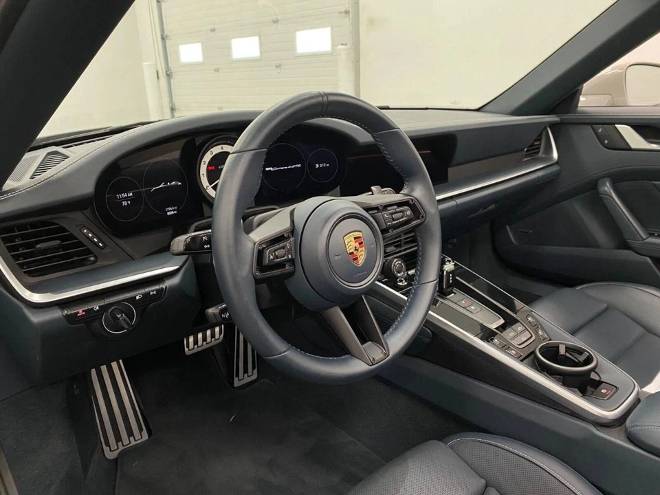 2024 Porsche 992 Carrera GTS - Image 4 of 4