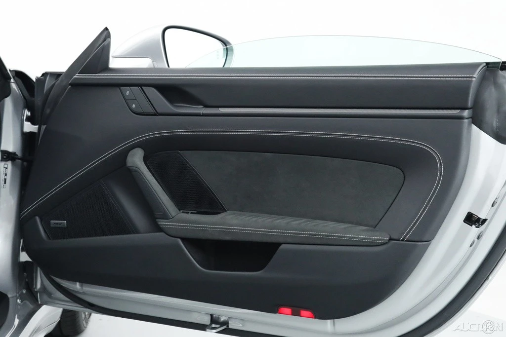 2024 Porsche 992 Carrera GTS - Image 17 of 21