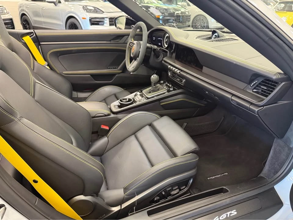 2024 Porsche 992 Carrera GTS - Image 14 of 18