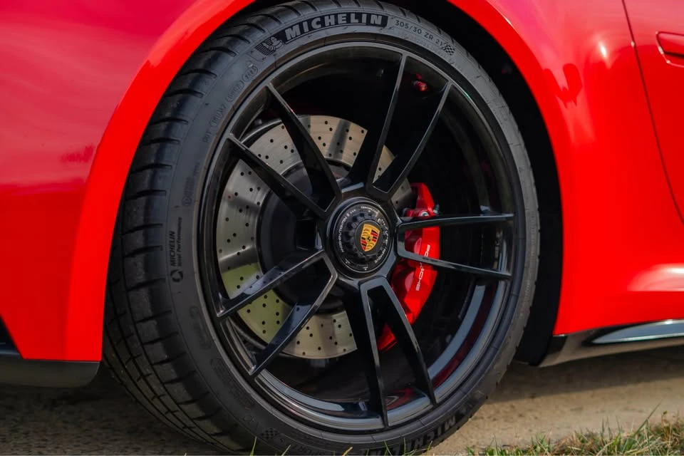 2024 Porsche 992 Carrera GTS - Image 7 of 8
