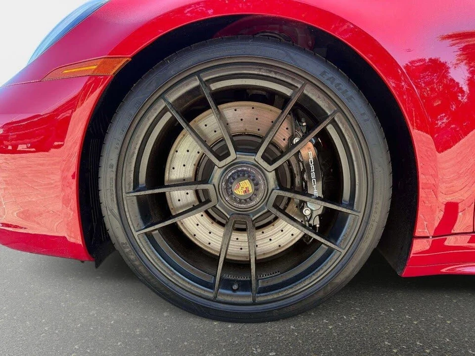 2024 Porsche 992 Carrera GTS - Image 13 of 31