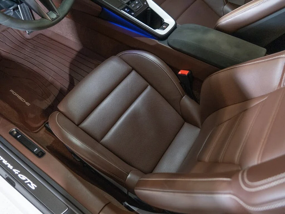 2024 Porsche 992 Carrera GTS - Image 14 of 27