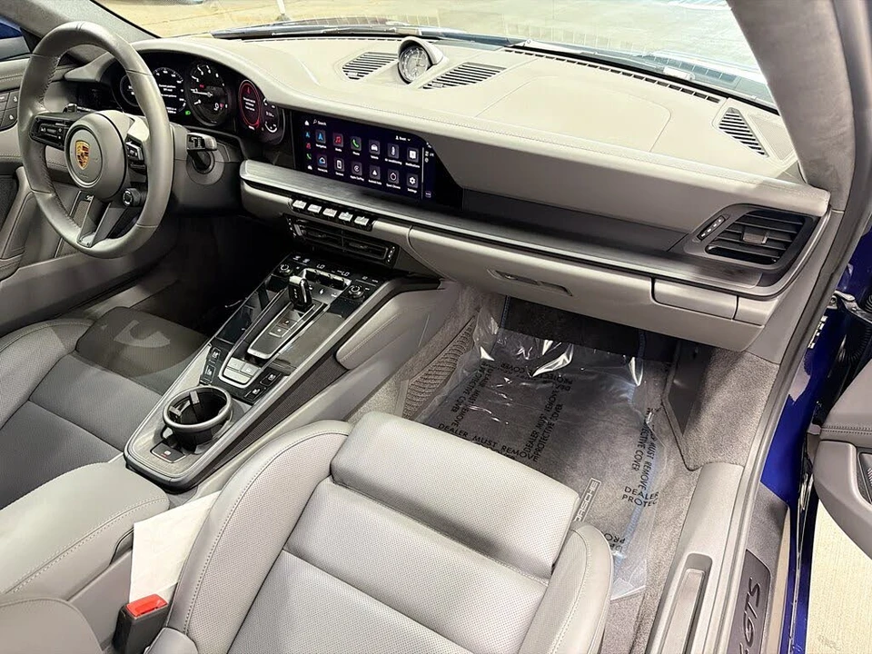 2024 Porsche 911 - Image 14 of 31