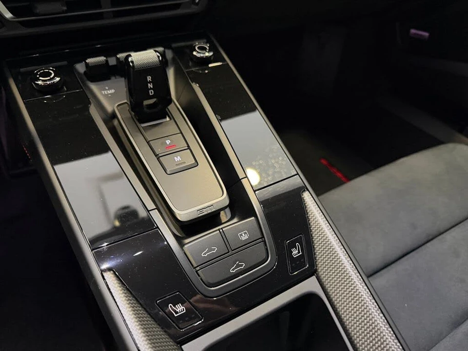 2024 Porsche 992 Carrera GTS - Image 18 of 26