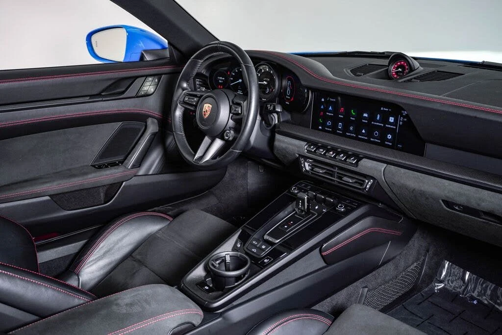 2024 Porsche 992 Carrera GTS - Image 15 of 31