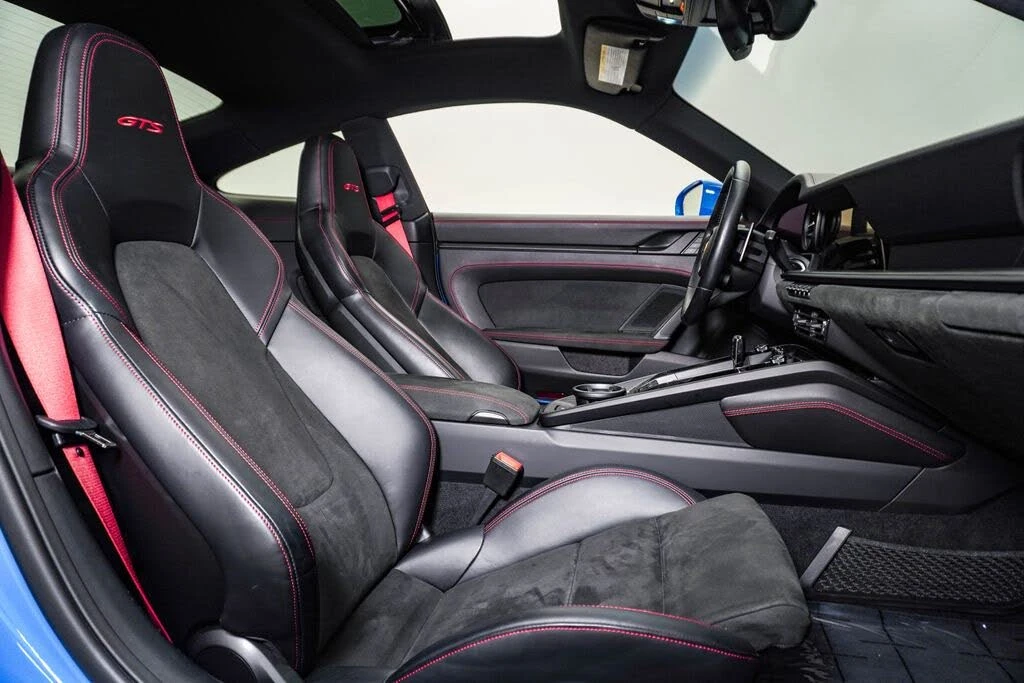 2024 Porsche 992 Carrera GTS - Image 17 of 31