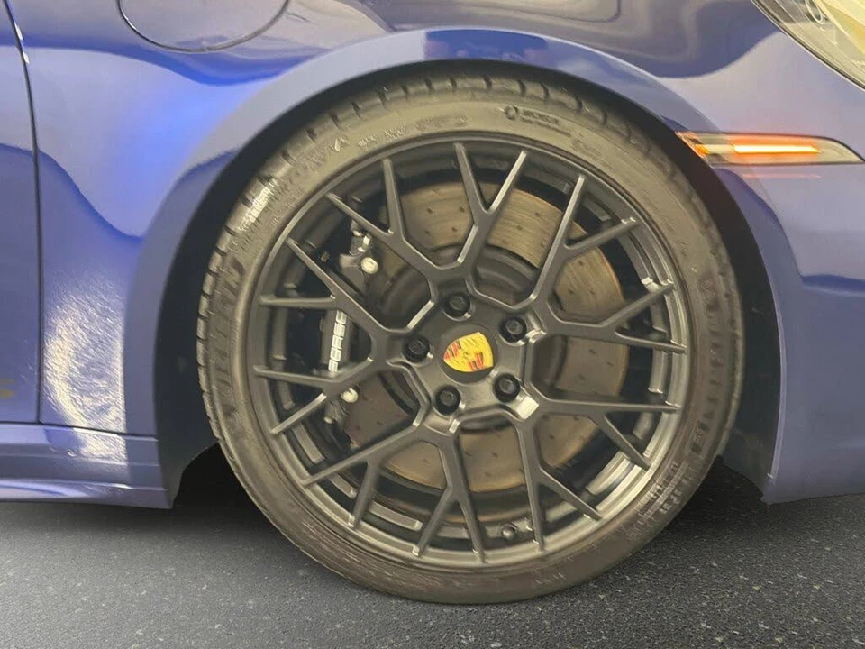 2024 Porsche 992 Carrera GTS - Image 21 of 31