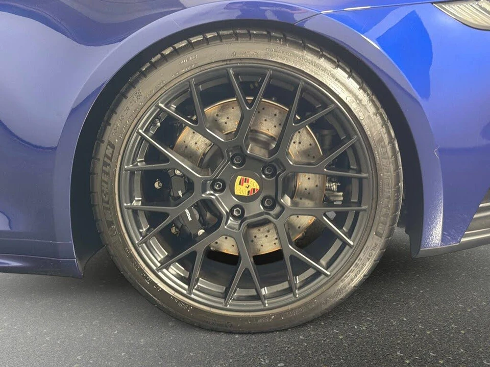 2024 Porsche 992 Carrera GTS - Image 14 of 31