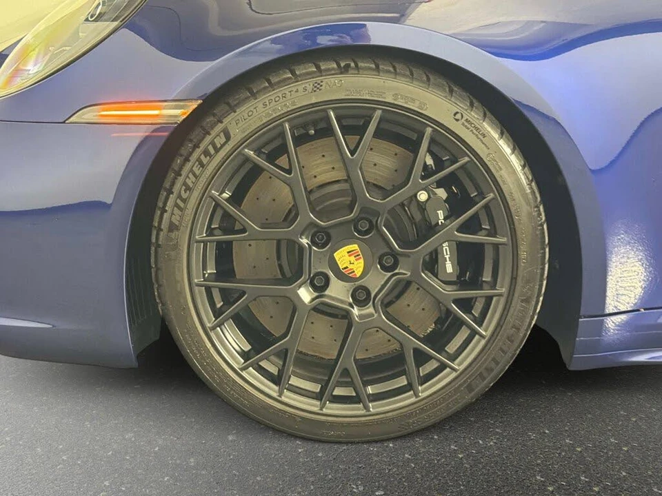 2024 Porsche 992 Carrera GTS - Image 12 of 31