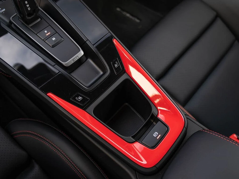 2024 Porsche 911 - Image 15 of 31