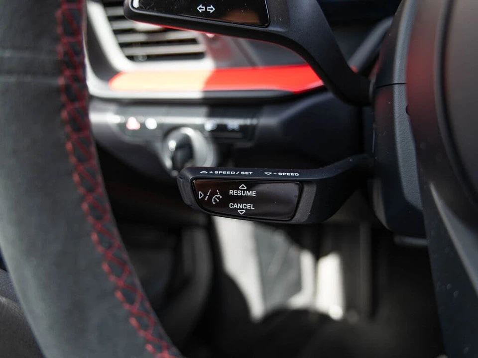 2024 Porsche 911 - Image 10 of 31