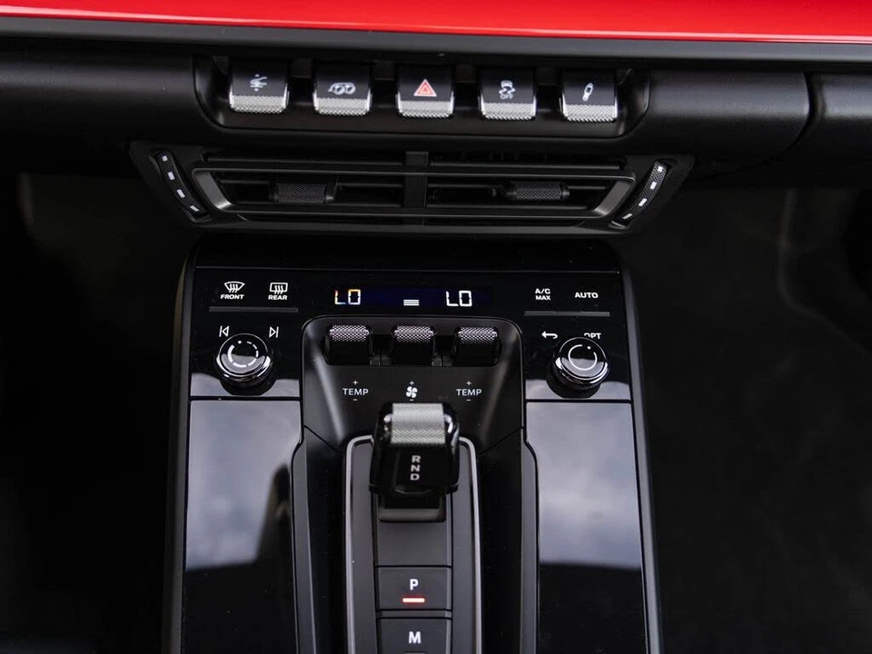 2024 Porsche 911 - Image 13 of 31