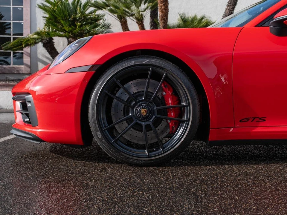 2024 Porsche 911 - Image 26 of 31