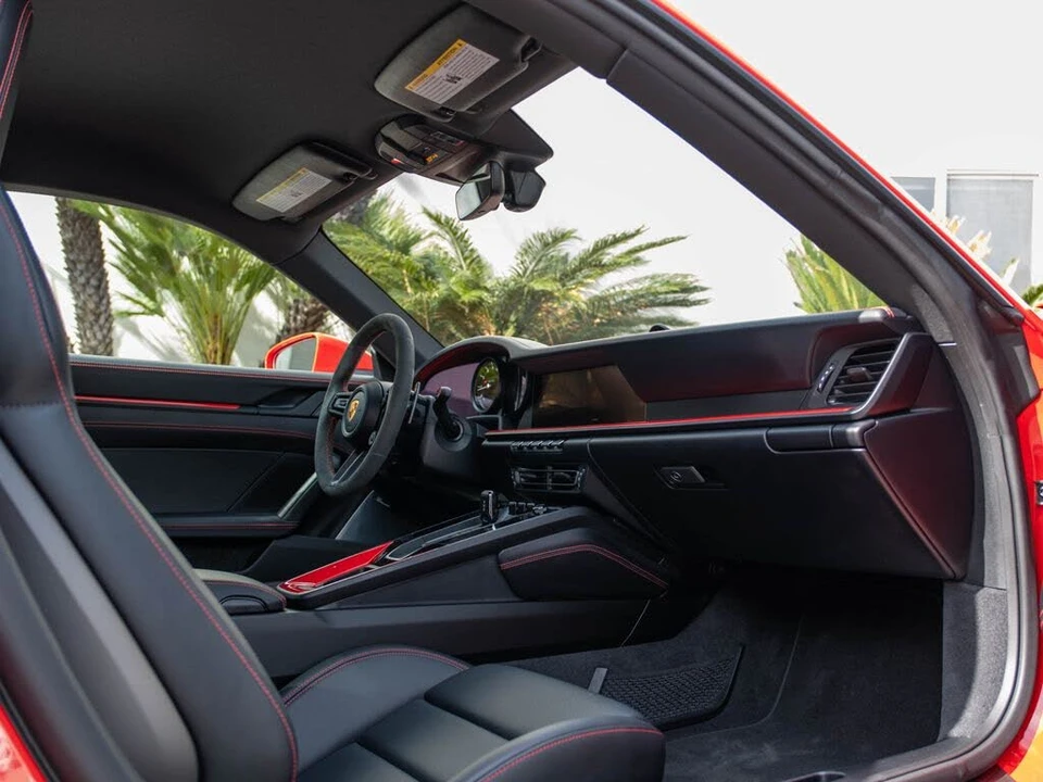 2024 Porsche 911 - Image 21 of 31