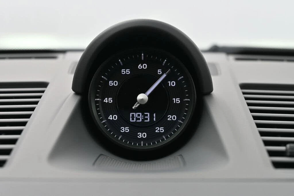 2024 Porsche 911 - Image 11 of 31