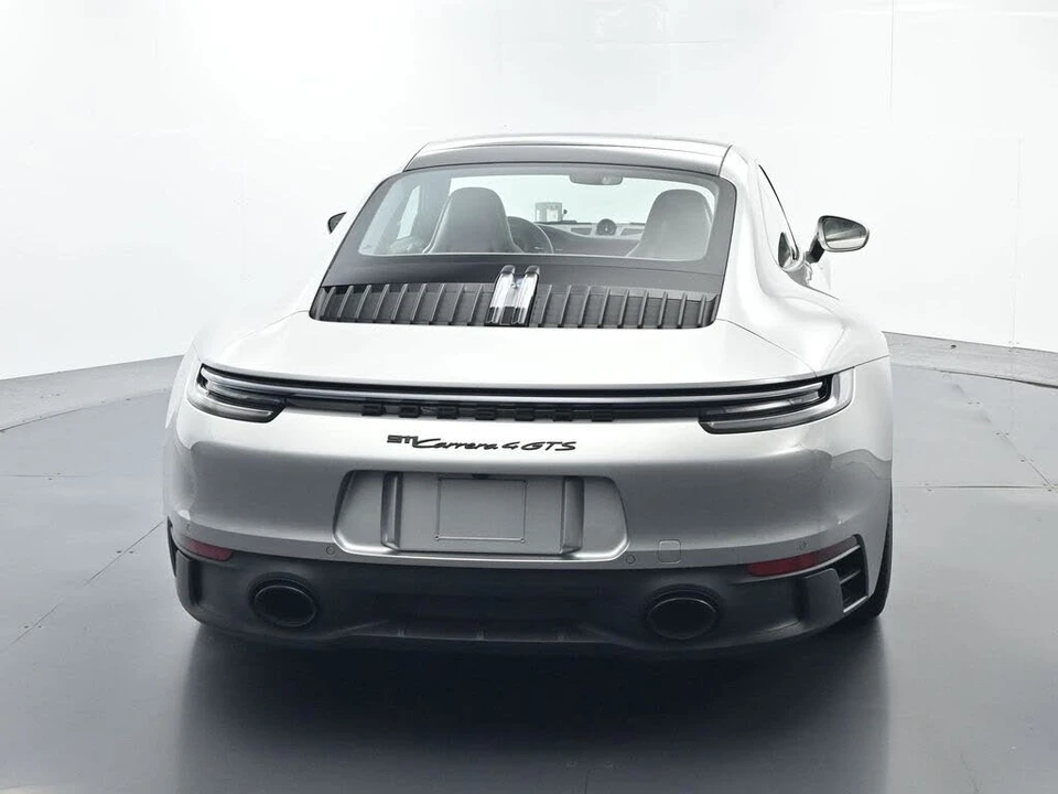 2024 Porsche 911 - Image 13 of 31