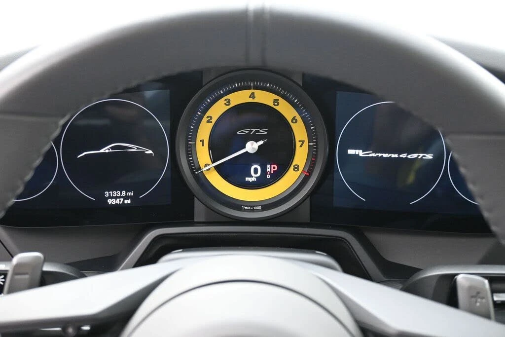 2024 Porsche 911 - Image 8 of 31