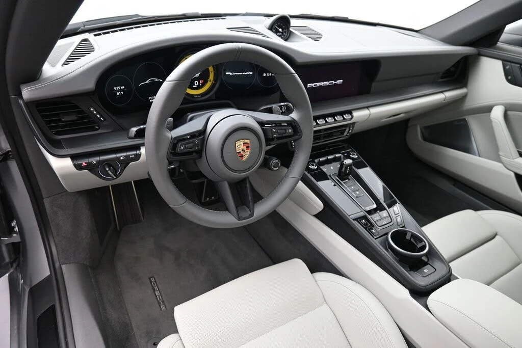 2024 Porsche 911 - Image 4 of 31