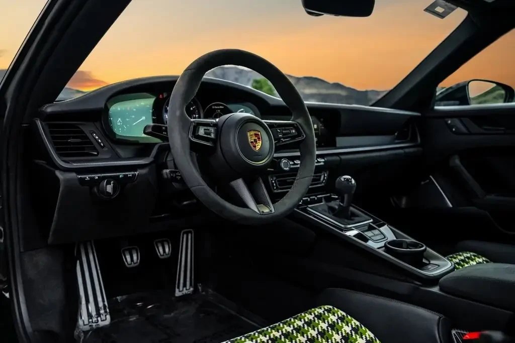 2024 Porsche 992 Carrera GTS - Image 4 of 12