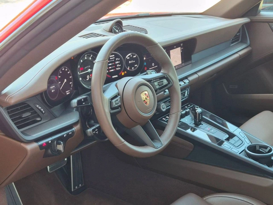 2024 Porsche 992 Carrera GTS - Image 4 of 5