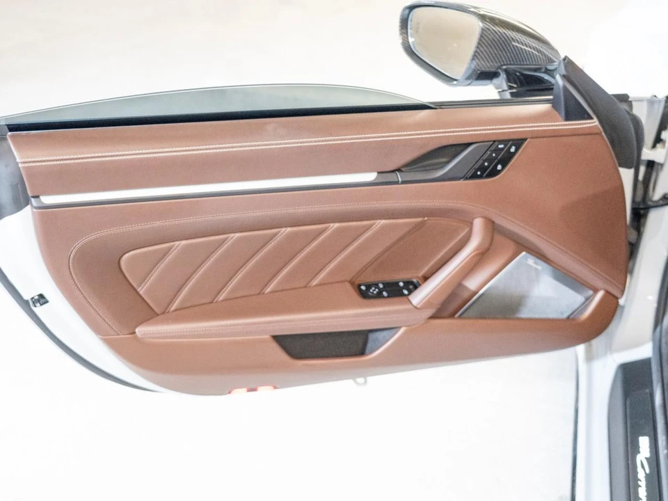2024 Porsche 911 - Image 17 of 28