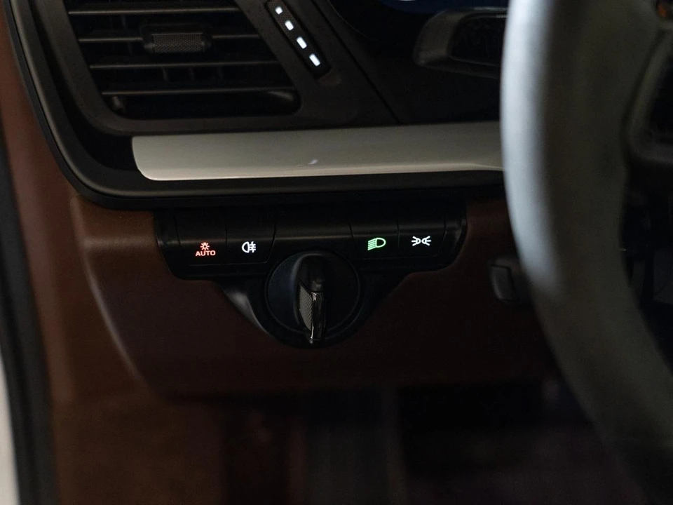 2024 Porsche 911 - Image 25 of 28