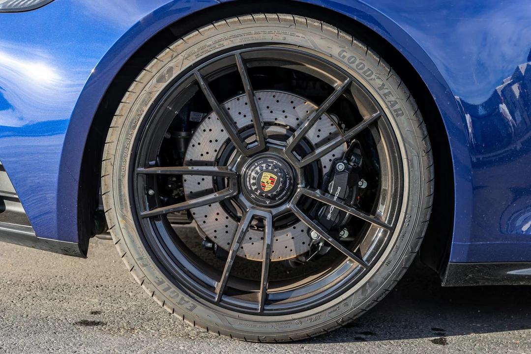 2024 Porsche 992 Carrera GTS - Image 22 of 31
