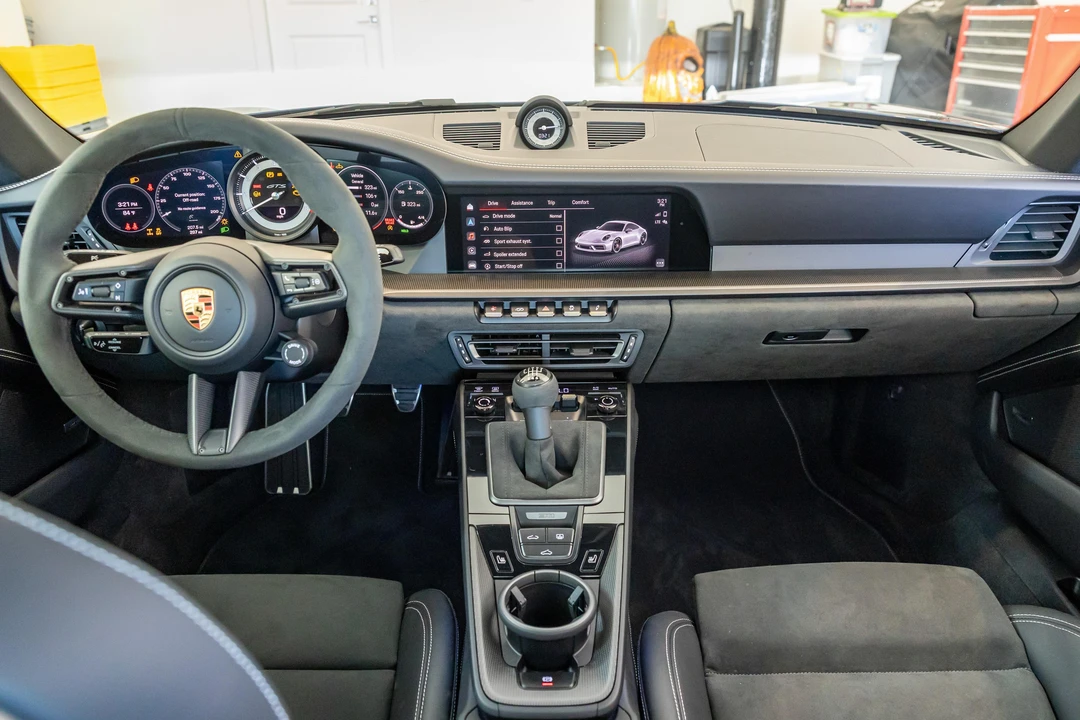 2024 Porsche 992 Carrera GTS - Image 24 of 31