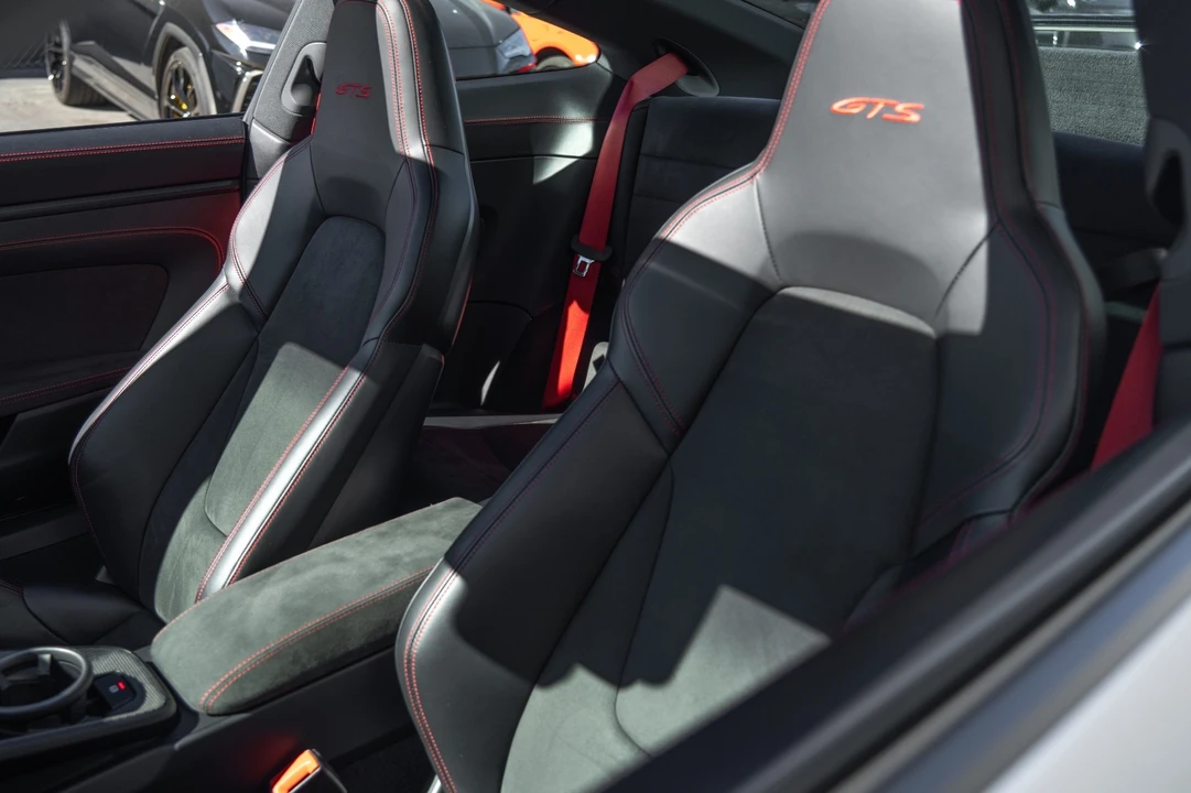 2024 Porsche 992 Carrera GTS - Image 6 of 12