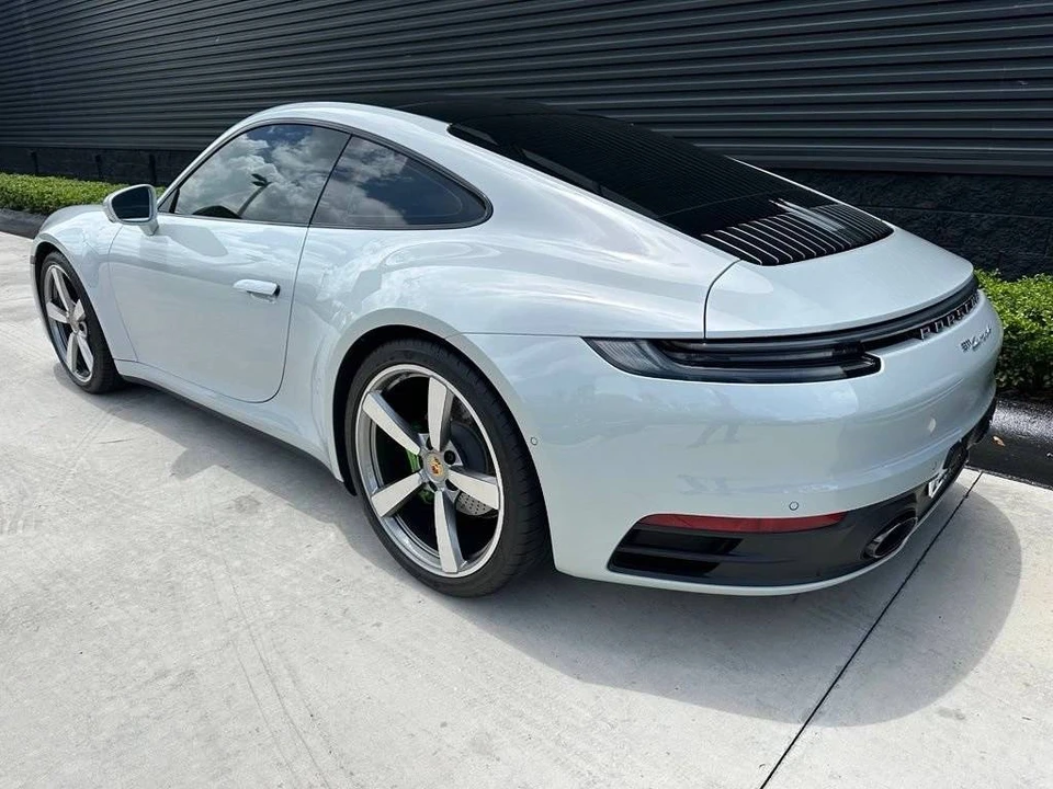 2024 Porsche 992 Carrera 4 - Image 3 of 5