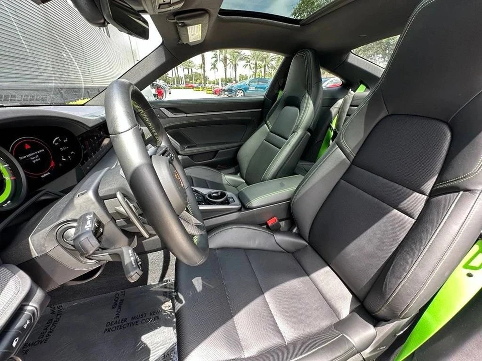 2024 Porsche 992 Carrera 4 - Image 5 of 5