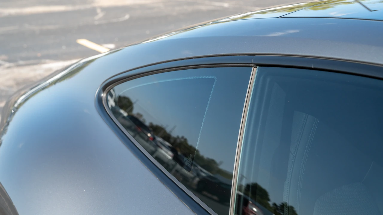 2024 Porsche 992 Carrera 4 - Image 25 of 31