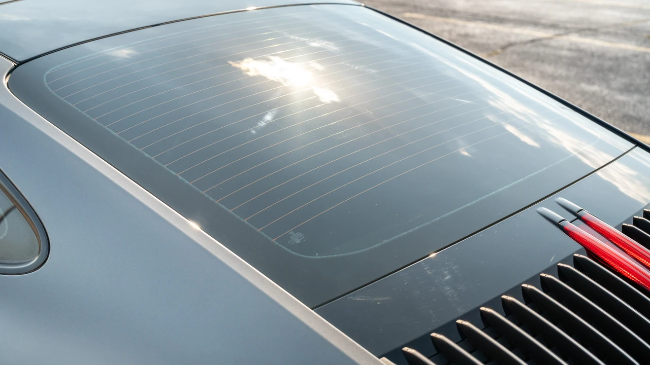 2024 Porsche 992 Carrera 4 - Image 28 of 31