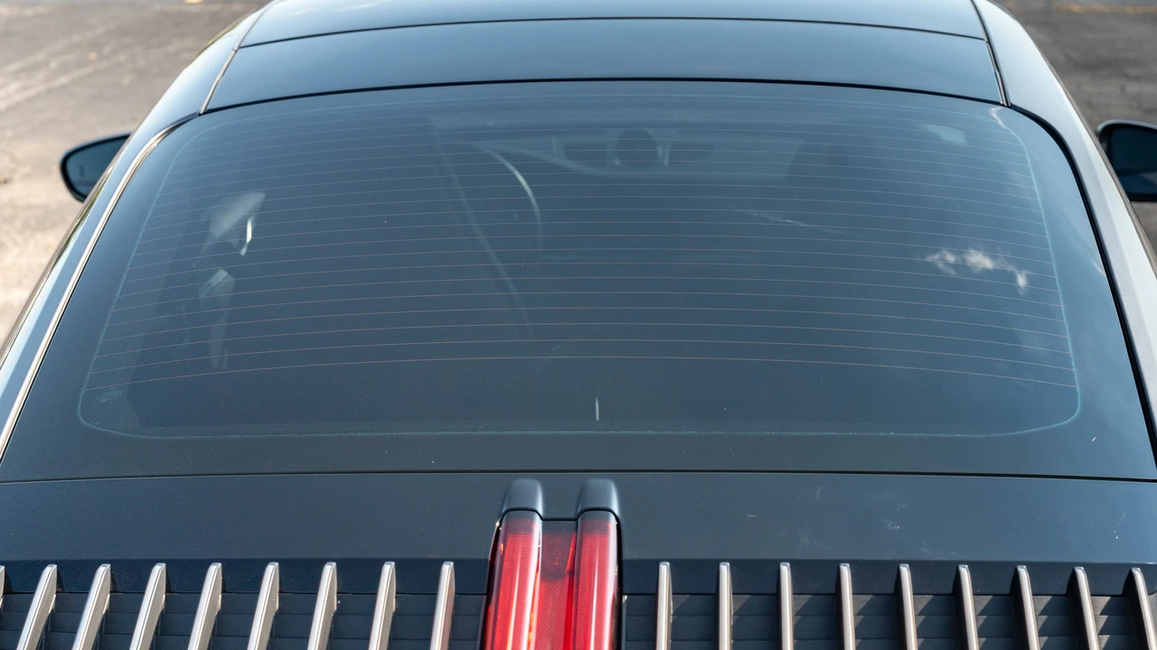2024 Porsche 992 Carrera 4 - Image 27 of 31
